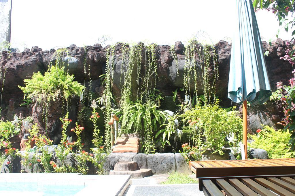Jenny Bunker Homestay Kuta  Exterior photo