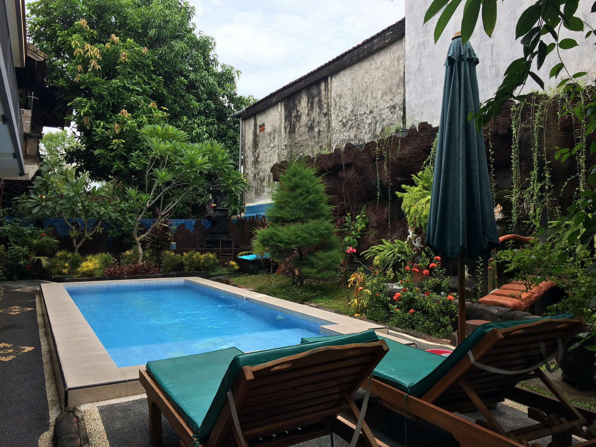 Jenny Bunker Homestay Kuta  Exterior photo